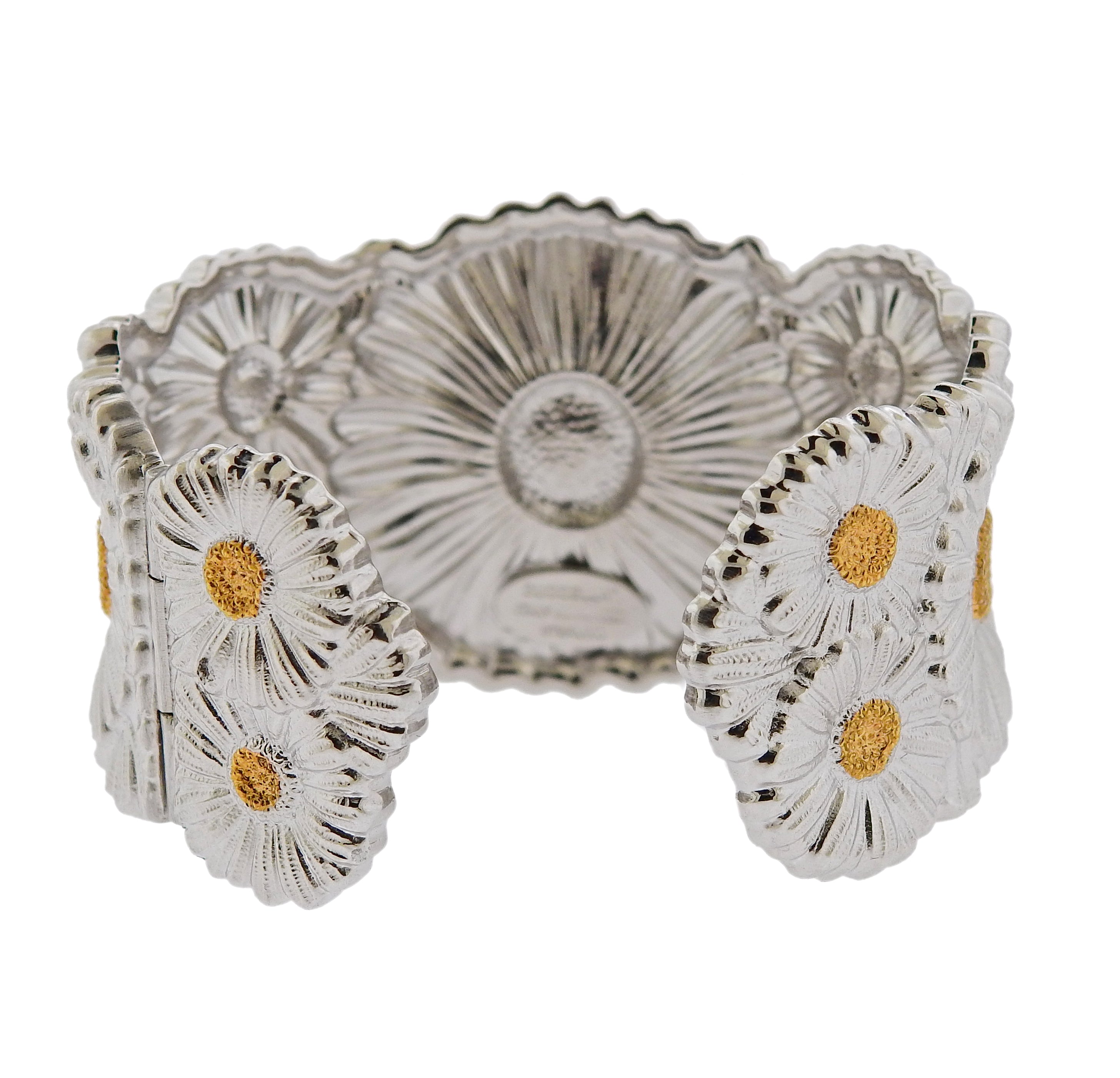 Buccellati Étoilée Gold Cuff Bracelet